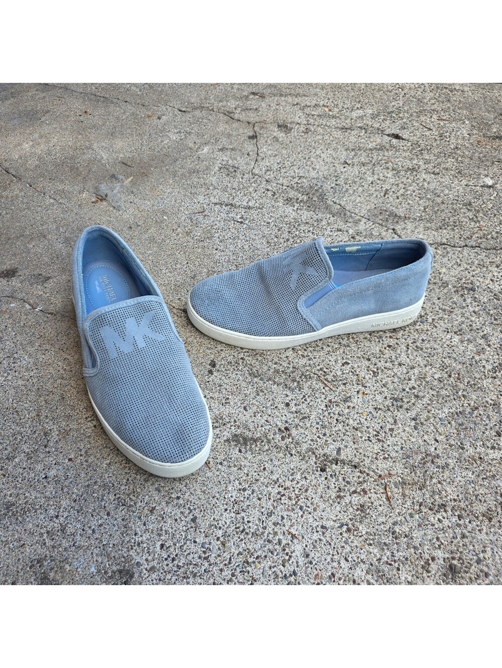 Michael Kors blue leather perforated logo sneakers sz 8.5 US